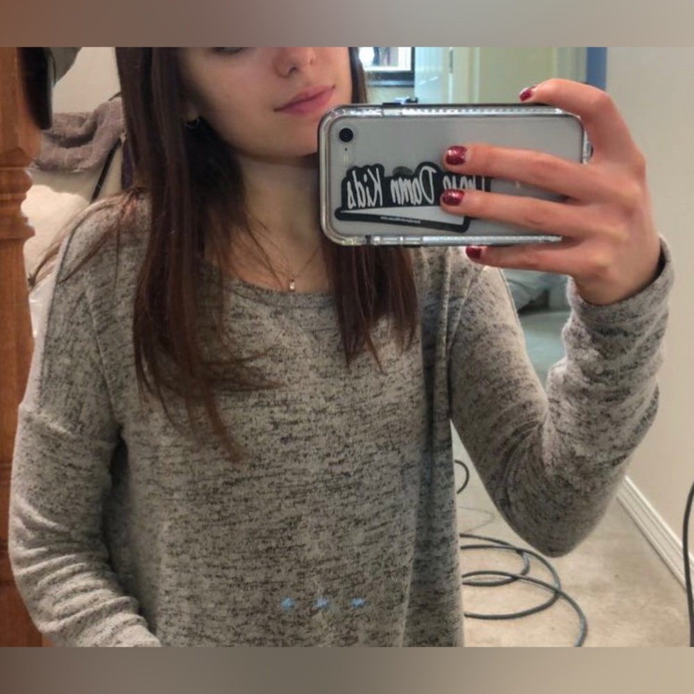 Soft gray long-sleeve